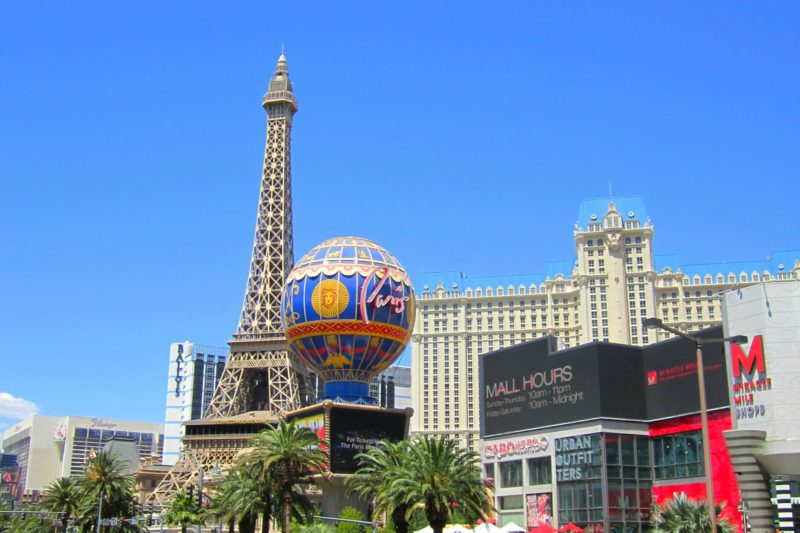7 Things To Do In Vegas (Besides Gambling and Drinking)