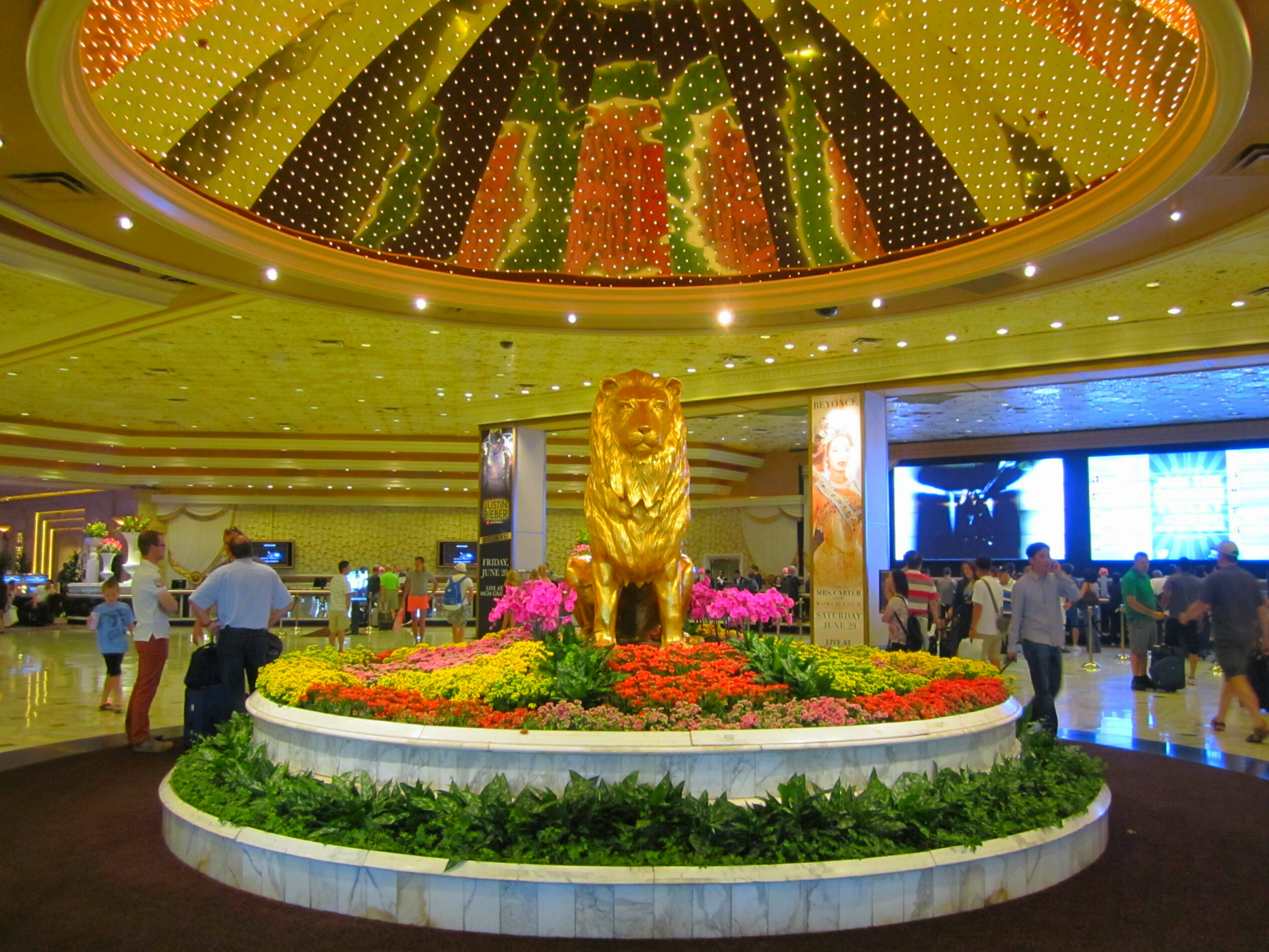 7 things to do in vegas besides gambling and drinking mint notion