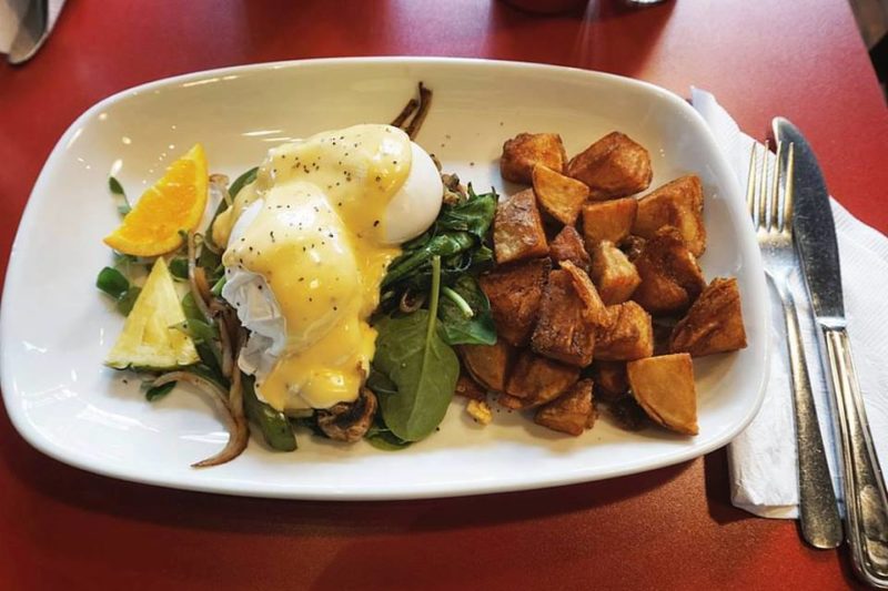 Three Must-Try Breakfast Restaurants in Victoria, BC - Mint Notion