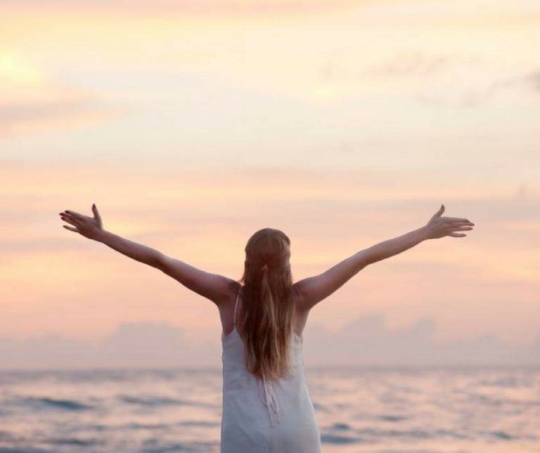 10 Smart Habits of Debt Free People