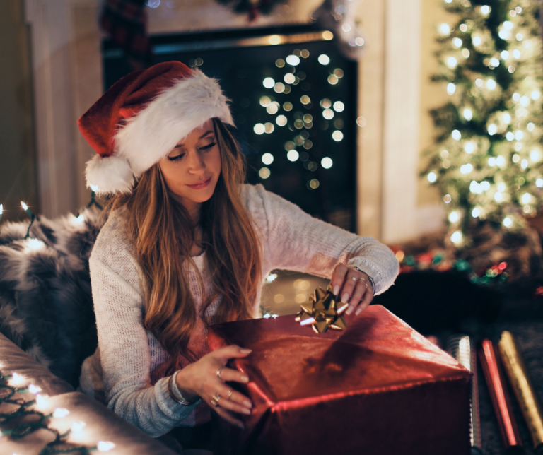 20 Ways To Make Extra Money For Christmas
