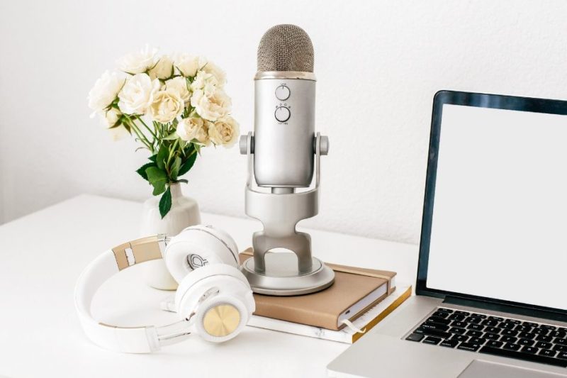 how to become a podcast virtual assistant