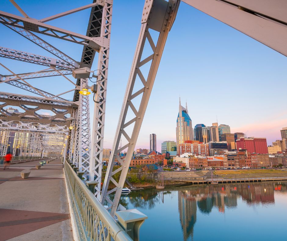 weekend in nashville - John Seigenthaler Pedestrian Bridge