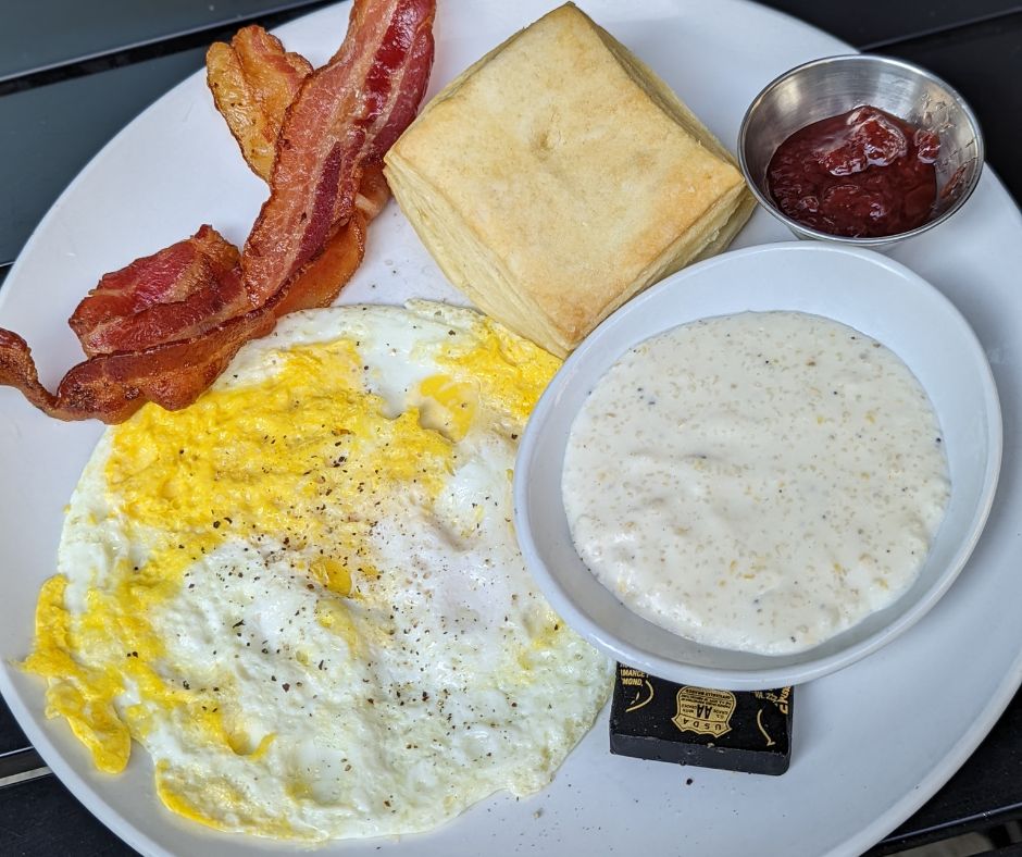 weekend in nashville - biscuit love (egg plate)