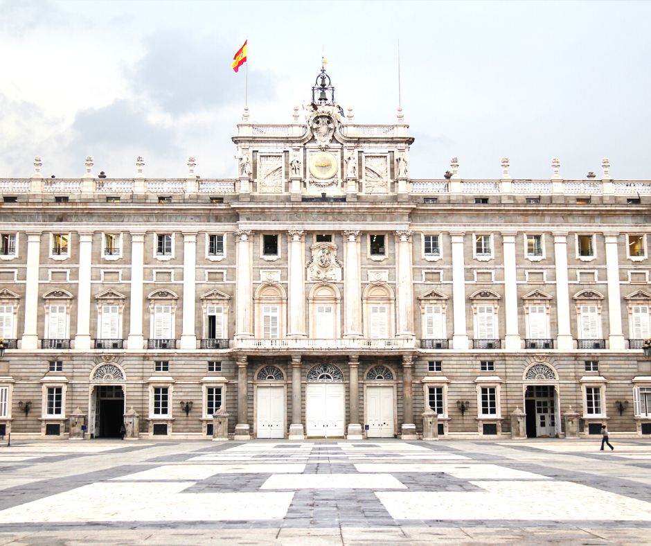 visiting madrid for the first time - royal palace