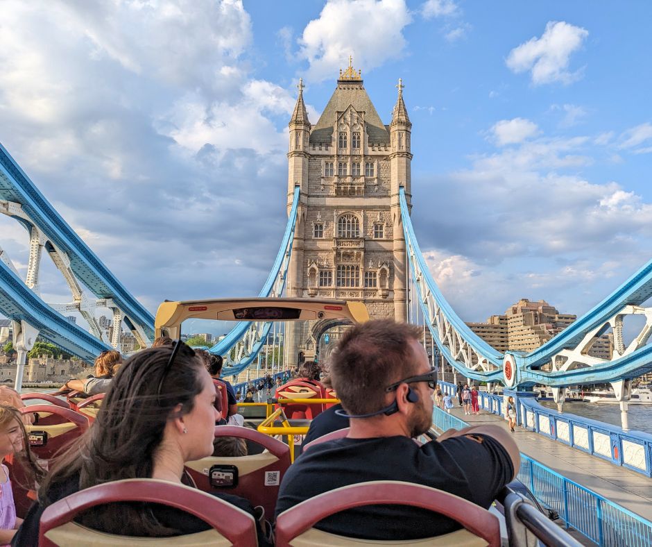 London Bus Theme Park Guide