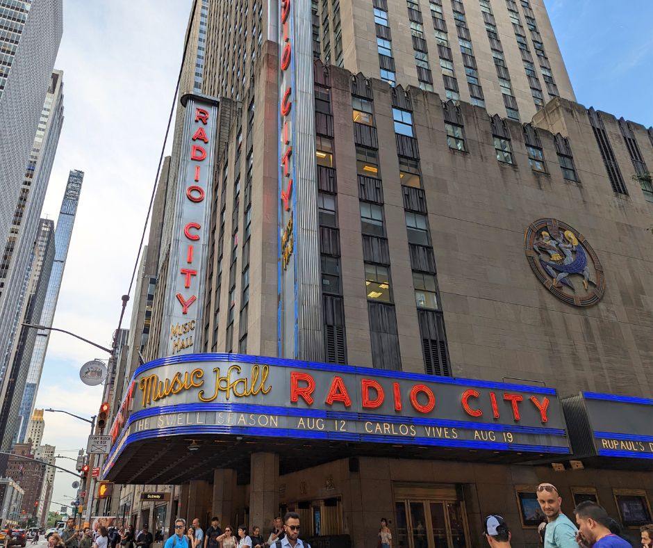 5 days in new york city itinerary - radio city