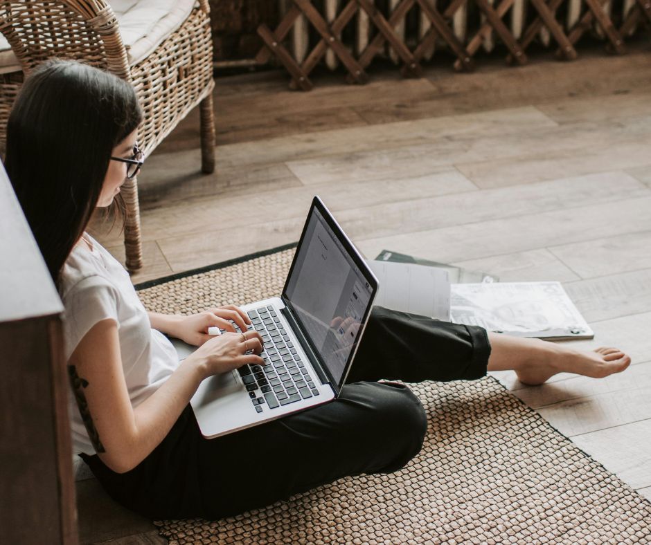 How I Made $17,639 from ONE Viral Pinterest Pin