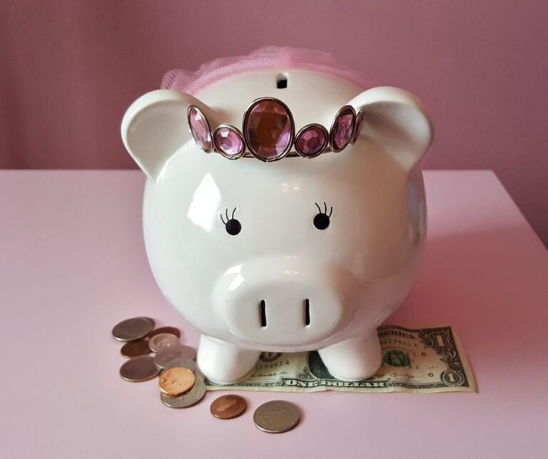 how to live cheap without anyone knowing